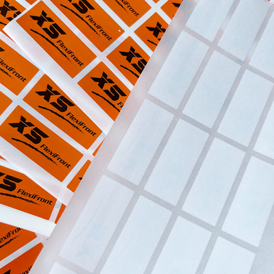 As marcas próprias feitas sob encomenda revestiram a impressão a cores adesiva de papel da etiqueta quatro